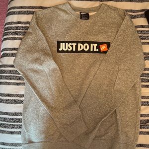 Nike crew neck